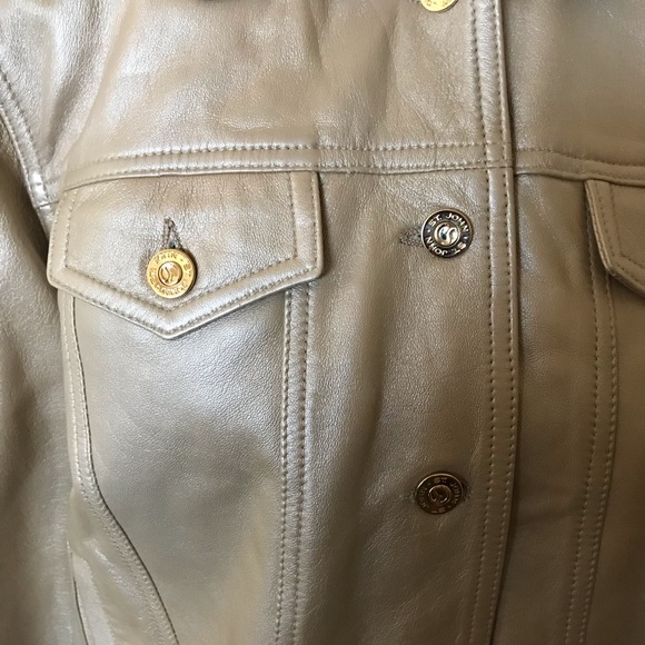 SOLD - Picture 3 of 8